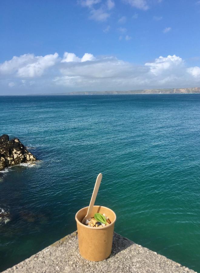 The Blue Door Bed & Breakfast New Quay Eksteriør bilde