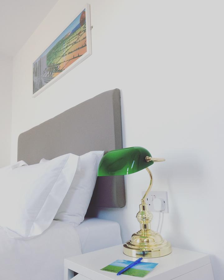 The Blue Door Bed & Breakfast New Quay Eksteriør bilde